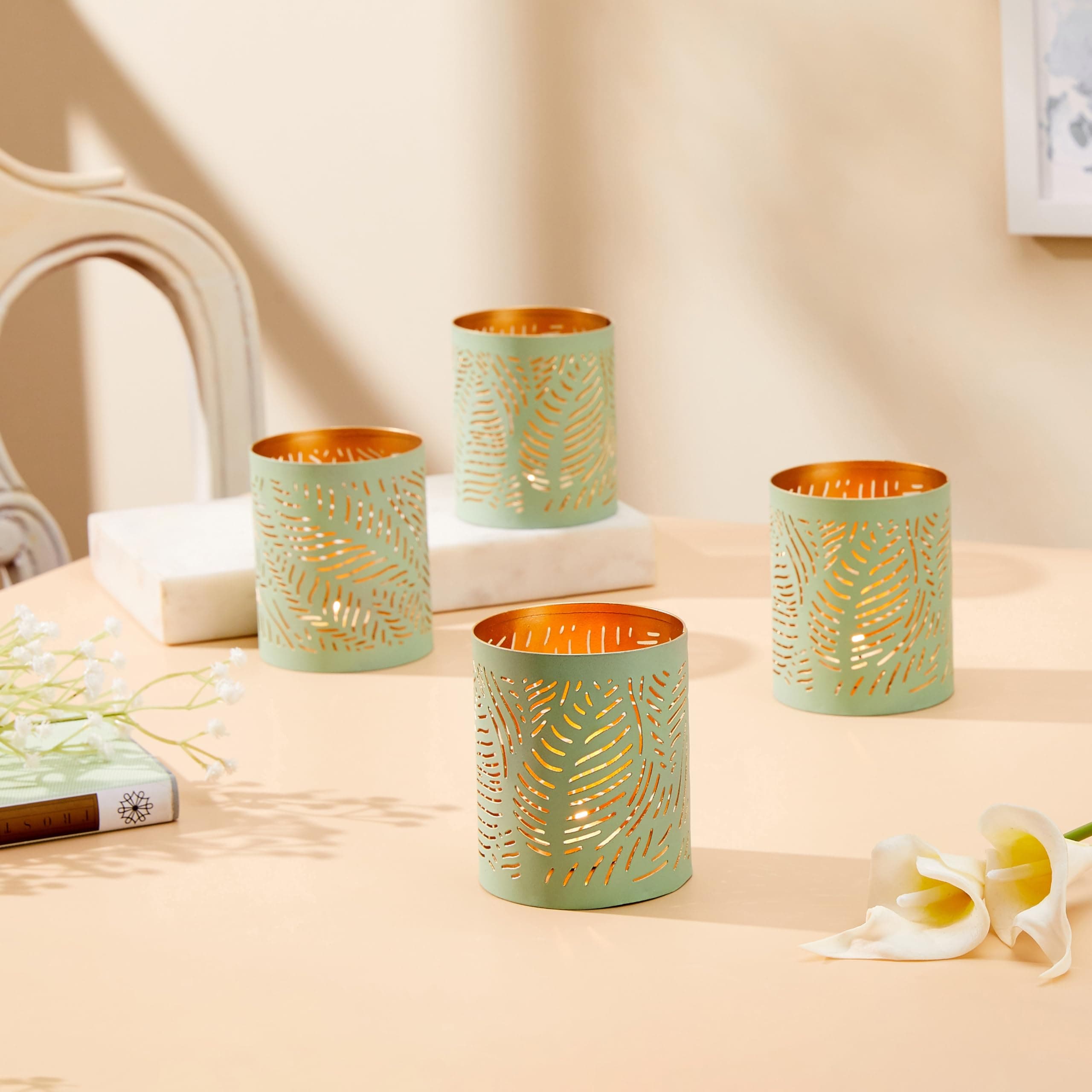 Amazon Brand - Solimo Tea Light Votive – Round Leaf Design, Sea Green Iron with Gold Interior, Set of 4 (Size: L-7.5 cm x W-7.5 cm x H-10 cm)