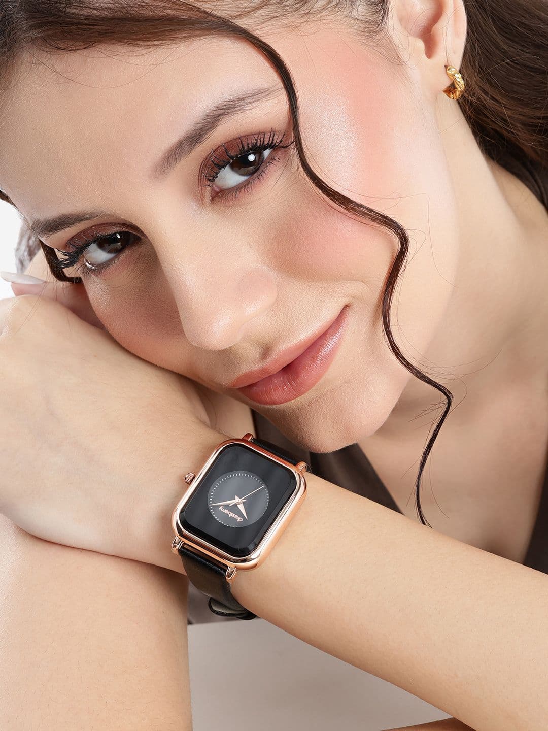 DressBerry Women Leather Straps Analogue Watch HOBDB-001-BK