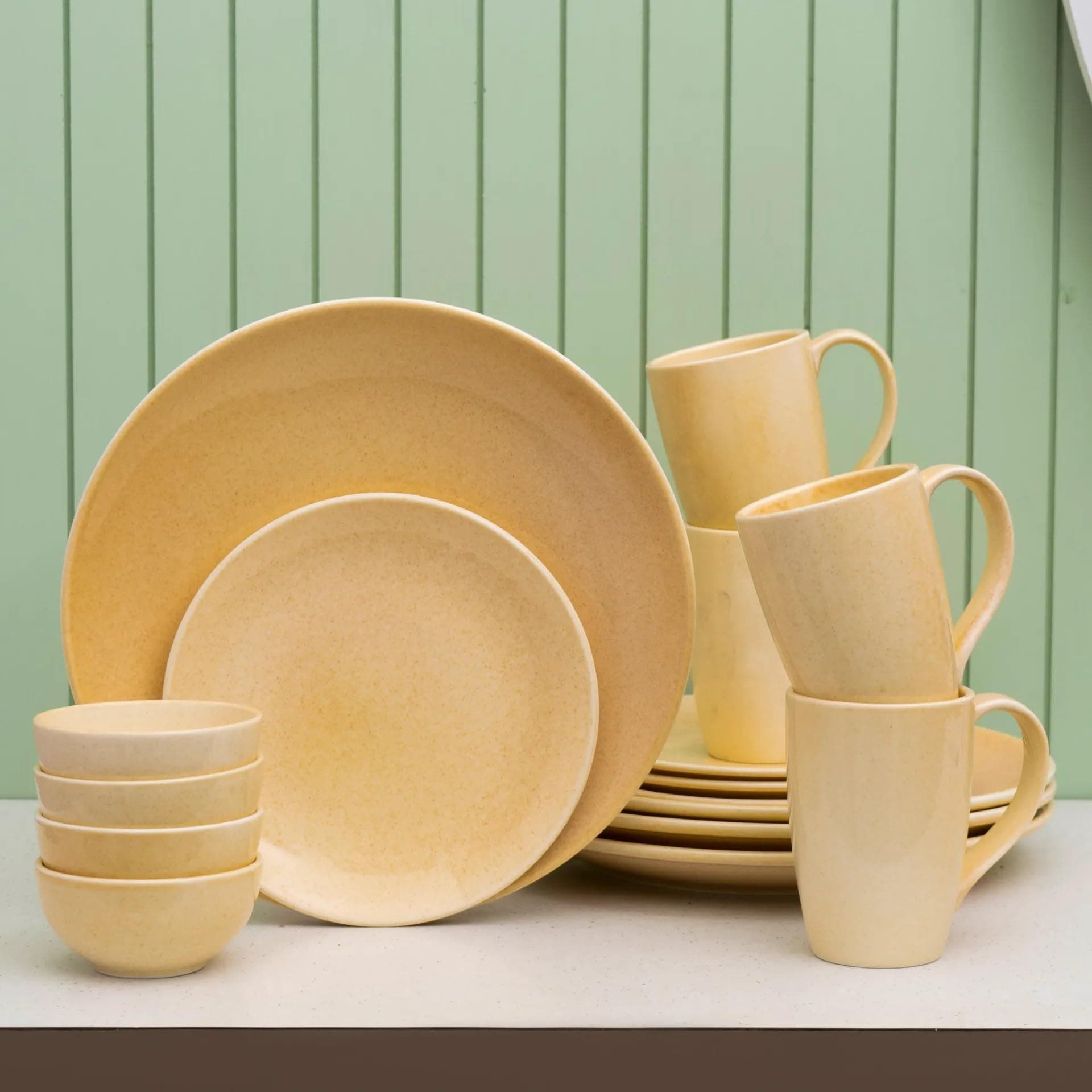 JCPL Fine Porcelain Reactive Dinner Set, for Family of 4, Ceramic Crockery Set, Dinner Plates, Kitchen Set for Home, Dining Set for Dinner, Microwave & Dishwasher Safe Plates (PASTEL PEACH, 16 Pieces)