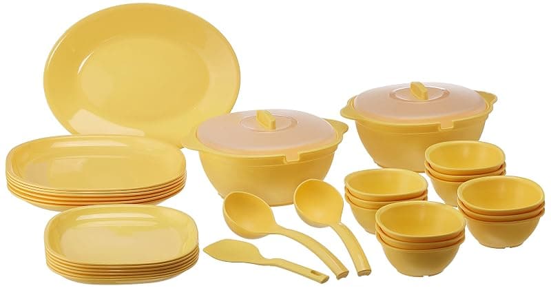 SignoraWare BPA Free Plastic Square Dinner Set | Microwave Safe | Unbreakable & Lightweight | Odor-Free | Great for Parties & Gatherings | Ideal for Regular Home Meals (Set of 32 pcs | Yellow)